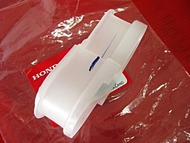 Fit HONDA C92 C95 CA95 CB92 CA160 DRIVE CHAIN CASE NOS. WHITE #bi2319# Foto 2 de 4