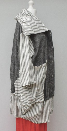 PLUS SIZE GREY/OFF WHITE STRIPED PATTERN LINEN BLEND JACKET Size 24-26 - Picture 9 of 11