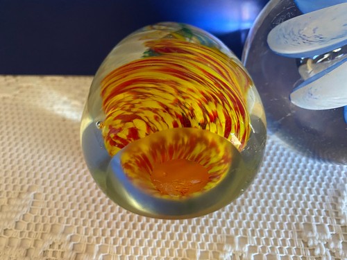 3 Vintage Art Glass Paperweights Swirl Floral - Picture 11 of 12