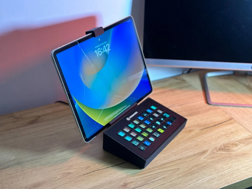 Dual Stand (Stands Only) for Stream Deck XL, and Stream Deck Plus, MK2 - Image 4 of 4