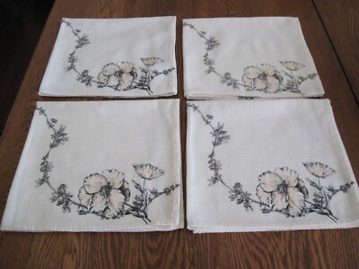Edie Rose Home Bloom Collection Set of 4 Napkins