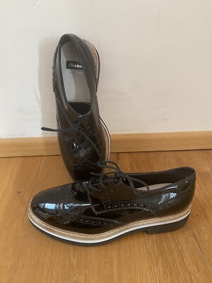 Bata Lack Leder Damen Halb Schuhe Schnürer Budapester Gr. 37 Neu 