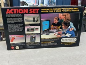 Nintendo NES Entertainment System Action Set Console - MATTEL 