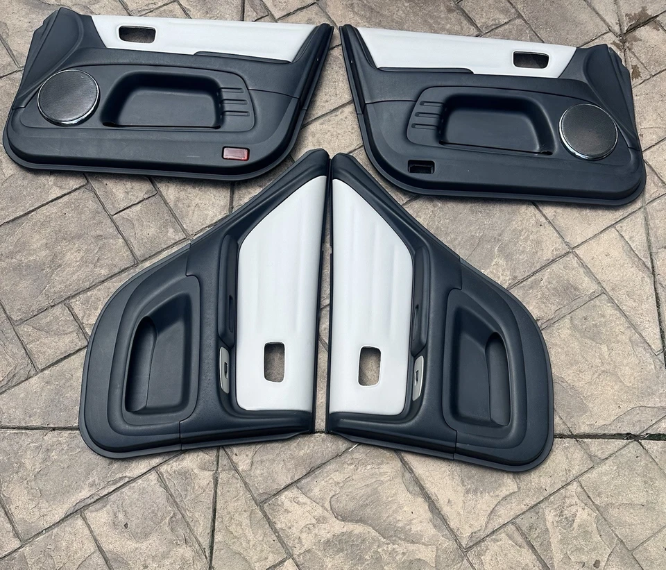 01-05 Lexus IS300 Panel Puerta Tarjetas Cuero Blanco RARO OEM Foto 3 de 4