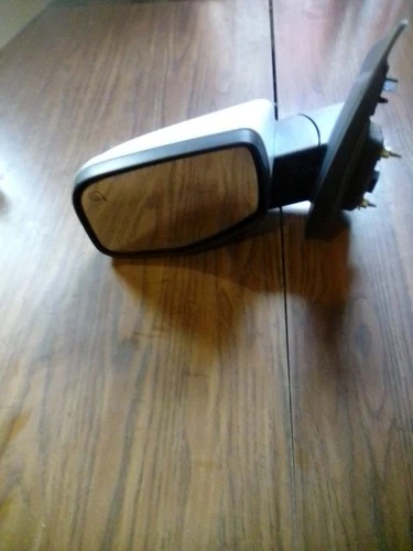 2008 2009 FORD TAURUS X  POWER DOOR MIRROR drivers side 6 pins Oxford White 