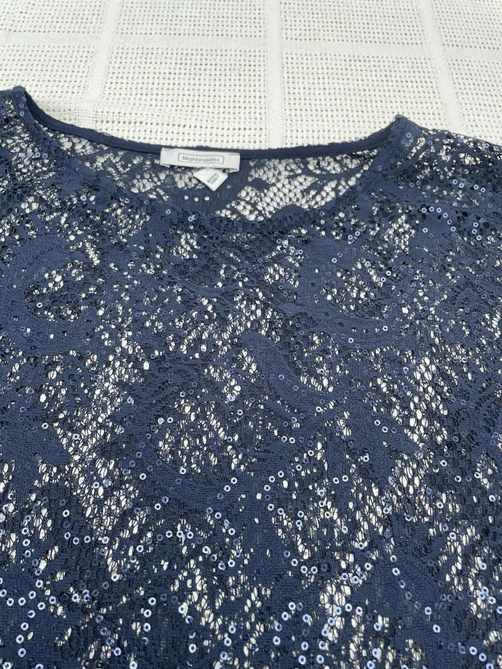 NIGHTINGALES. SIZE 22. LADIES TWO PIECE SPECIAL OCCASSION SET. NAVY CAPE/DRESS - Image 3 of 4