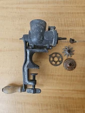 Russwin No. 0 Antique Grinder Russell & Erwin Mfg Co USA (nut butter) rustic