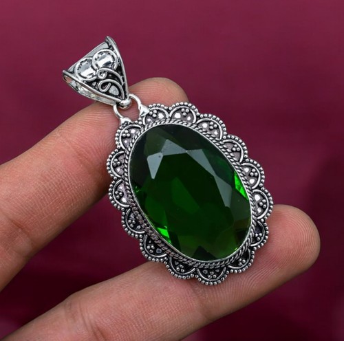Peridot gemstone handmade 925 sterling silver jewelry pendant - Picture 2 of 2