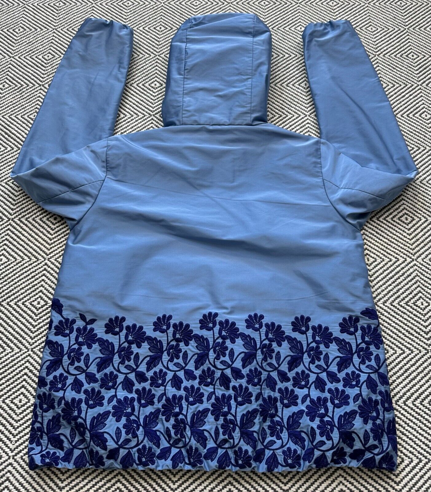 Picture 4 of 11