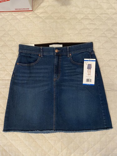 Women's size 10 Vintage America Denim skirt - Picture 7 of 8