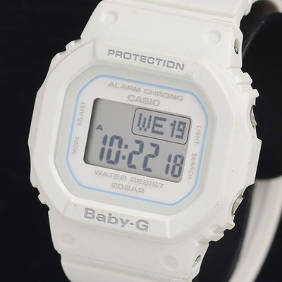 Casio Baby-G BGD-560 QZ Digital Dial Women's Watch Tested Stylish Design