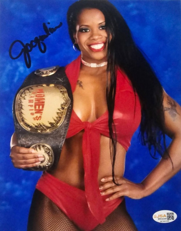 JACQUELINE MOORE Signed Photo Wrestling Autograph Wrestler Autographed WWE JSA