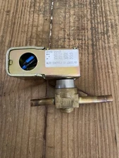 Alco / Emerson Controls Solenoid Valve EF-11JE-121 with Coil 200RBGS1655