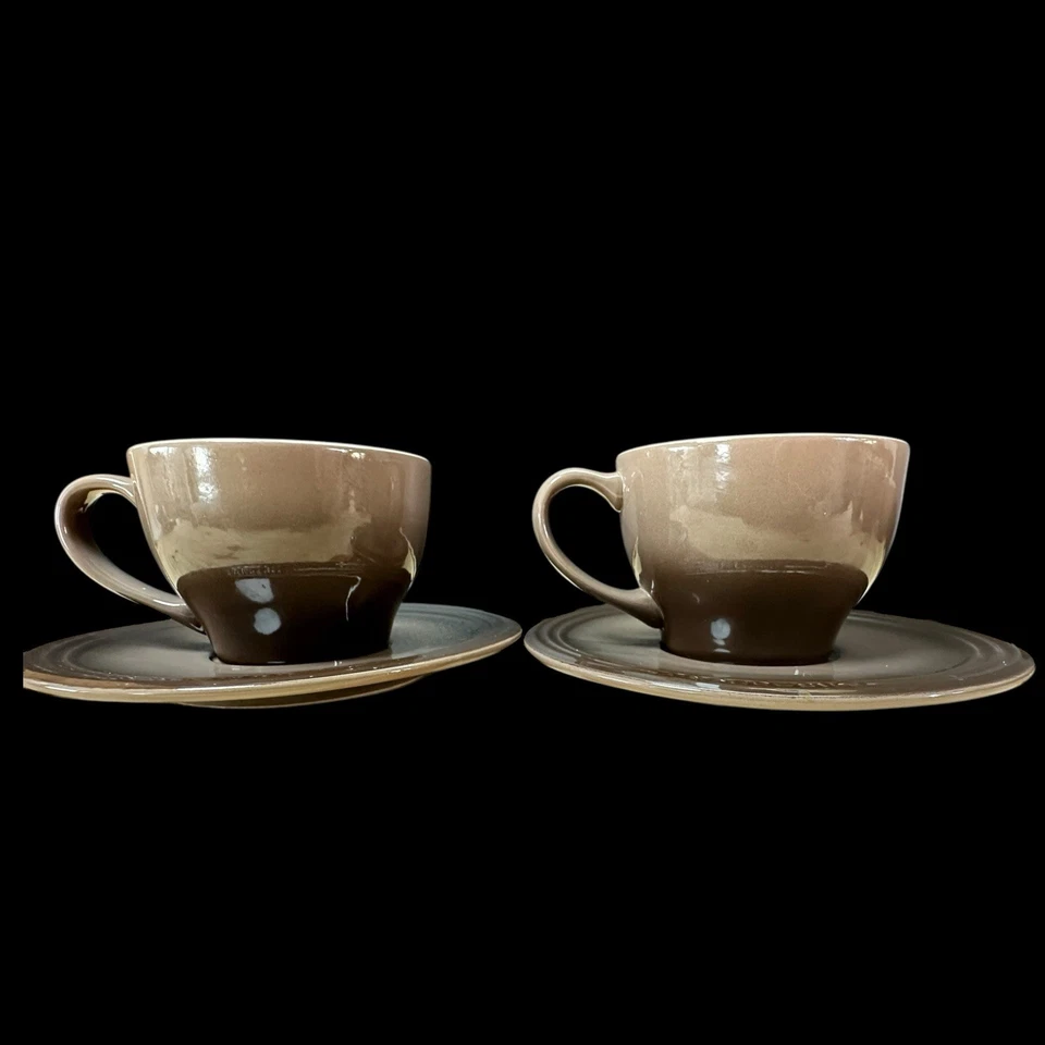 Lote de 2 tazas y platillos Le Creuset Cappucino 6 oz colección café ombre marrón Foto 3 de 4