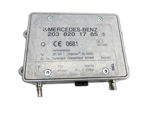 Antenneverstärker für Mercedes C209 CLK 320 05-09 2038201785 A2038201785
