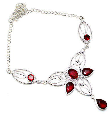 Collier bijoux pierre précieuse grenat du Mozambique taillé roses en