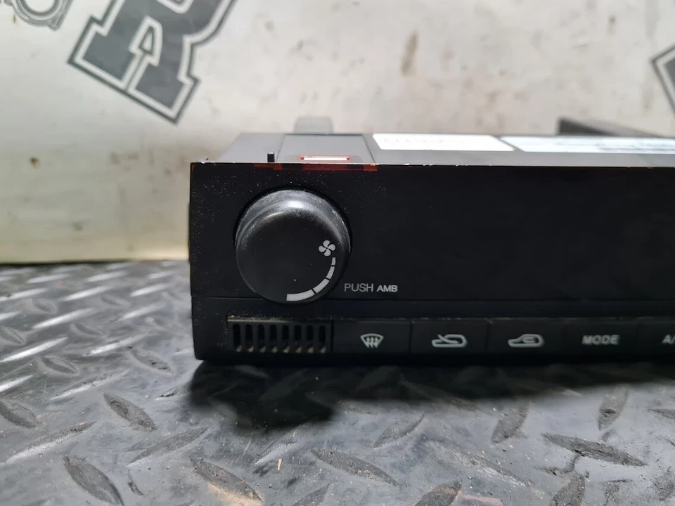 06-10 Ssangyong Kyron A/C Air Con Heater Control Unit GENUINE 6870009580 - Image 2 of 4