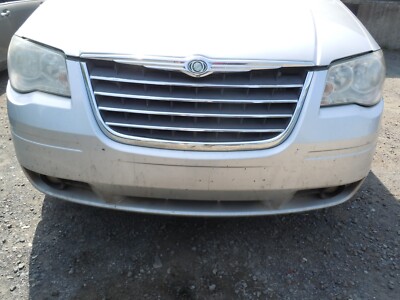 08-10 Chrysler Town & Country Front Bumper W/ Grilles & Fogs OEM Silver PS2