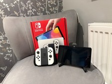 Nintendo Switch OLED Model White/Black 64GB 1080p Handheld/TV/TT HEG-001