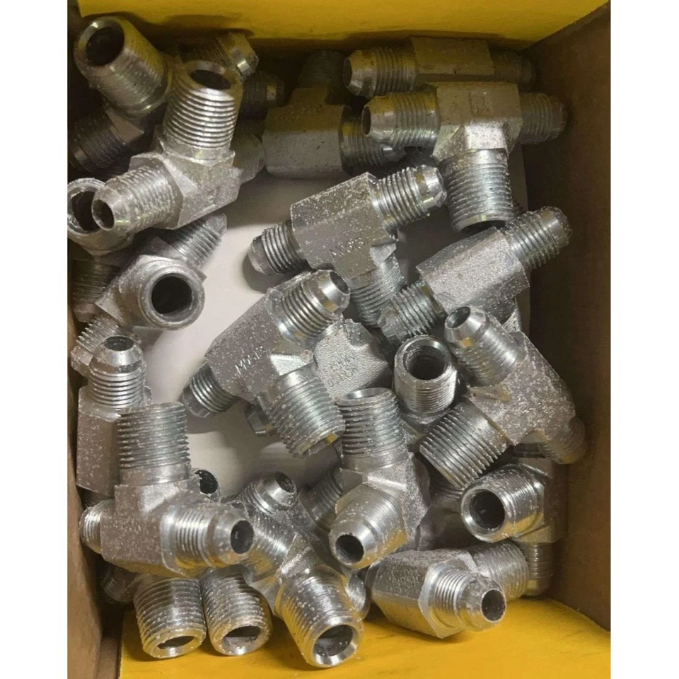 Parker Triple-Lok S 3/8" Male Branch Tee 6-6-6 STX-S High Pressure (25PK) - Image 2 of 4