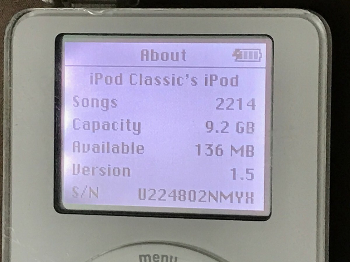 VINTAGE Apple iPod 2nd Generation 10GB A1019 Refurbished VINTAGE Apple iPod 2nd Generation 10GB A1019 Refurbished