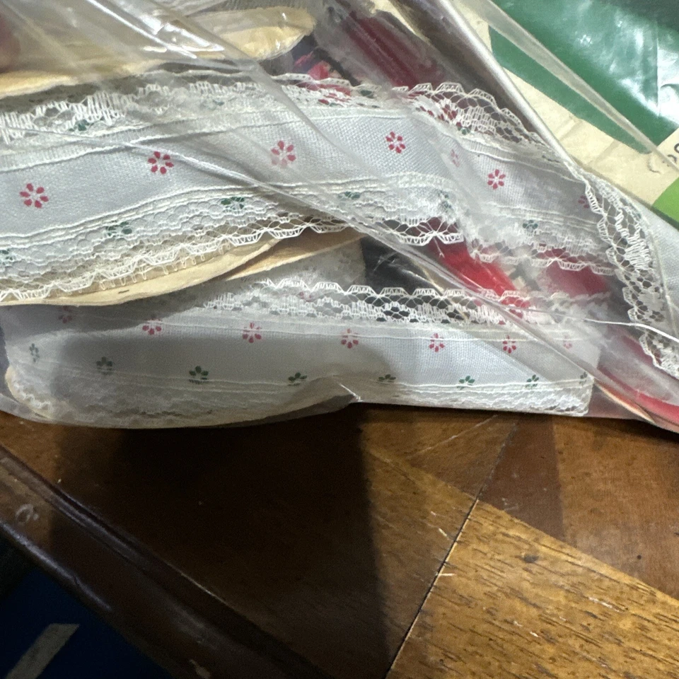 Large Lot of Various Vintage Elastic Yardage 1” 3” & Bias Ribbon White Red plaid - Image 3 of 4