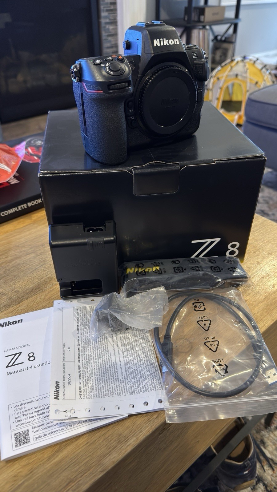 Nikon Z 8 Mirrorless Digital Camera Body 45.7 MP Z8 - USA w/ original packaging