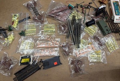 Huge  Of HO Scale Railroad Accessories And More As Pic Read Description