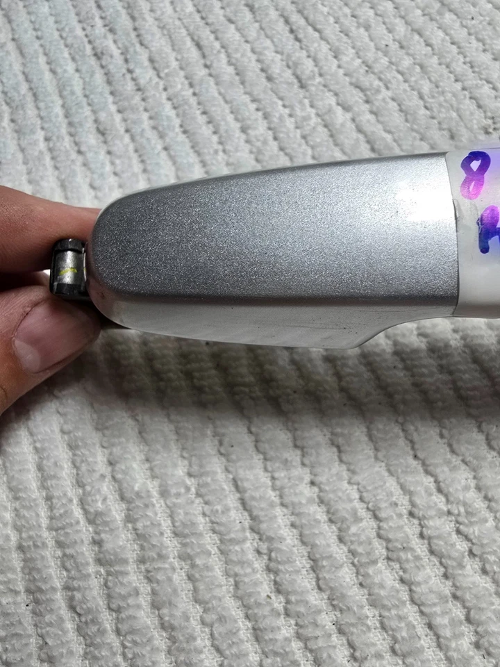 Maçaneta externa lateral para motorista e passageiro Toyota Prius 2008 prata (Y - Imagem 2 de 4