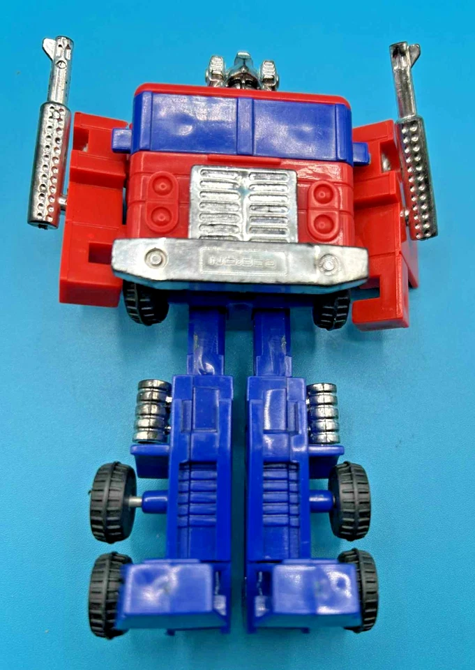 Transformers G1 Optimus Prime Figure BOOTLEG KO Dime Store Toy 1980s - Image 3 of 4