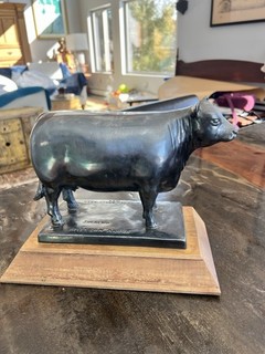 1966 VINTAGE JIM RENO AMERICAN ANGUS STATUE