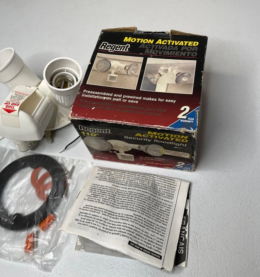 Conjunto de reflector de seguridad activado por movimiento Regent MS37 Foto 2 de 4