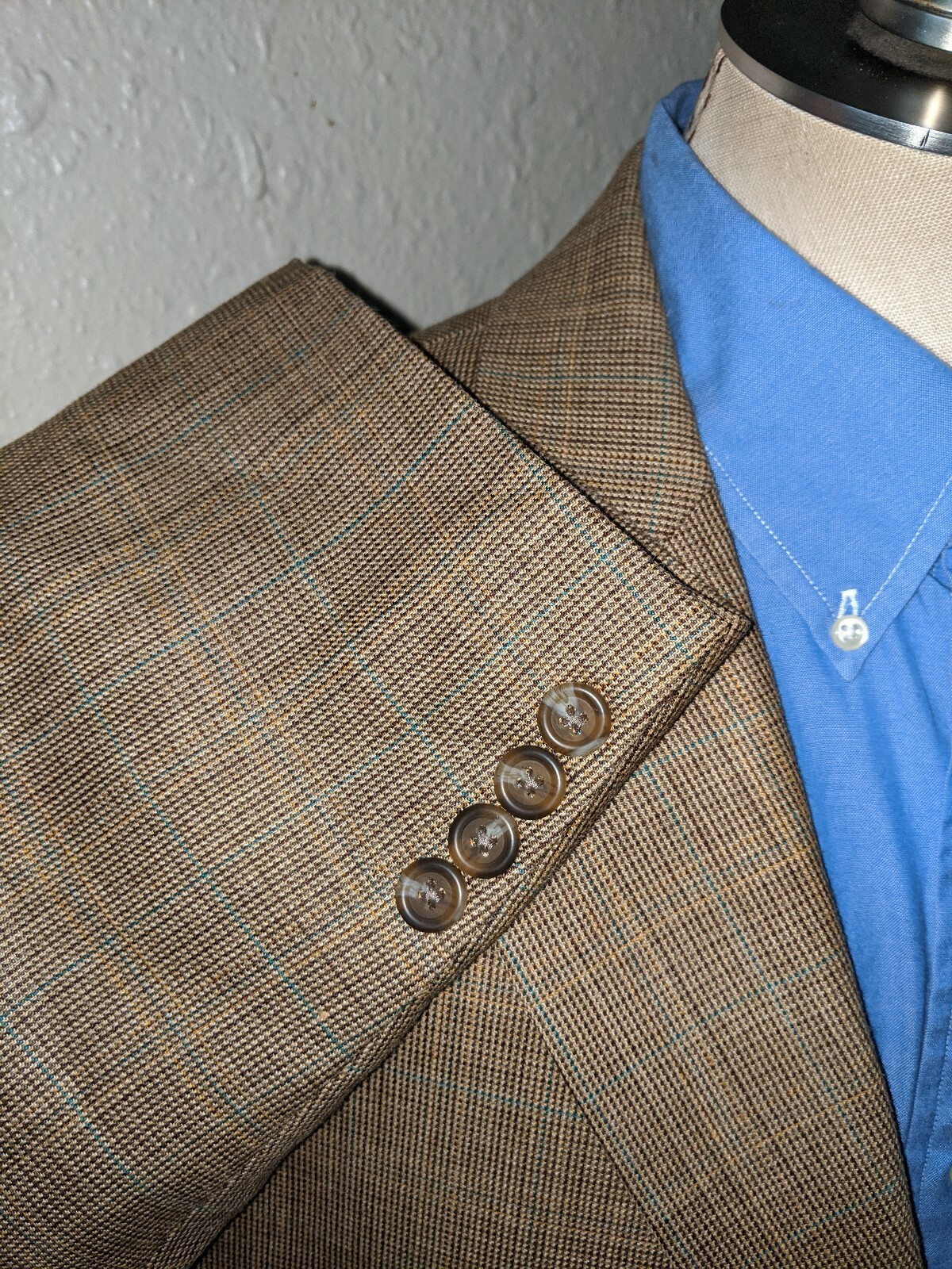 Picture 4 of 9