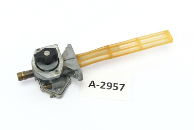 Kawasaki GPZ 1100 ZXT10E 1995 - fuel tap fuel tap A2957