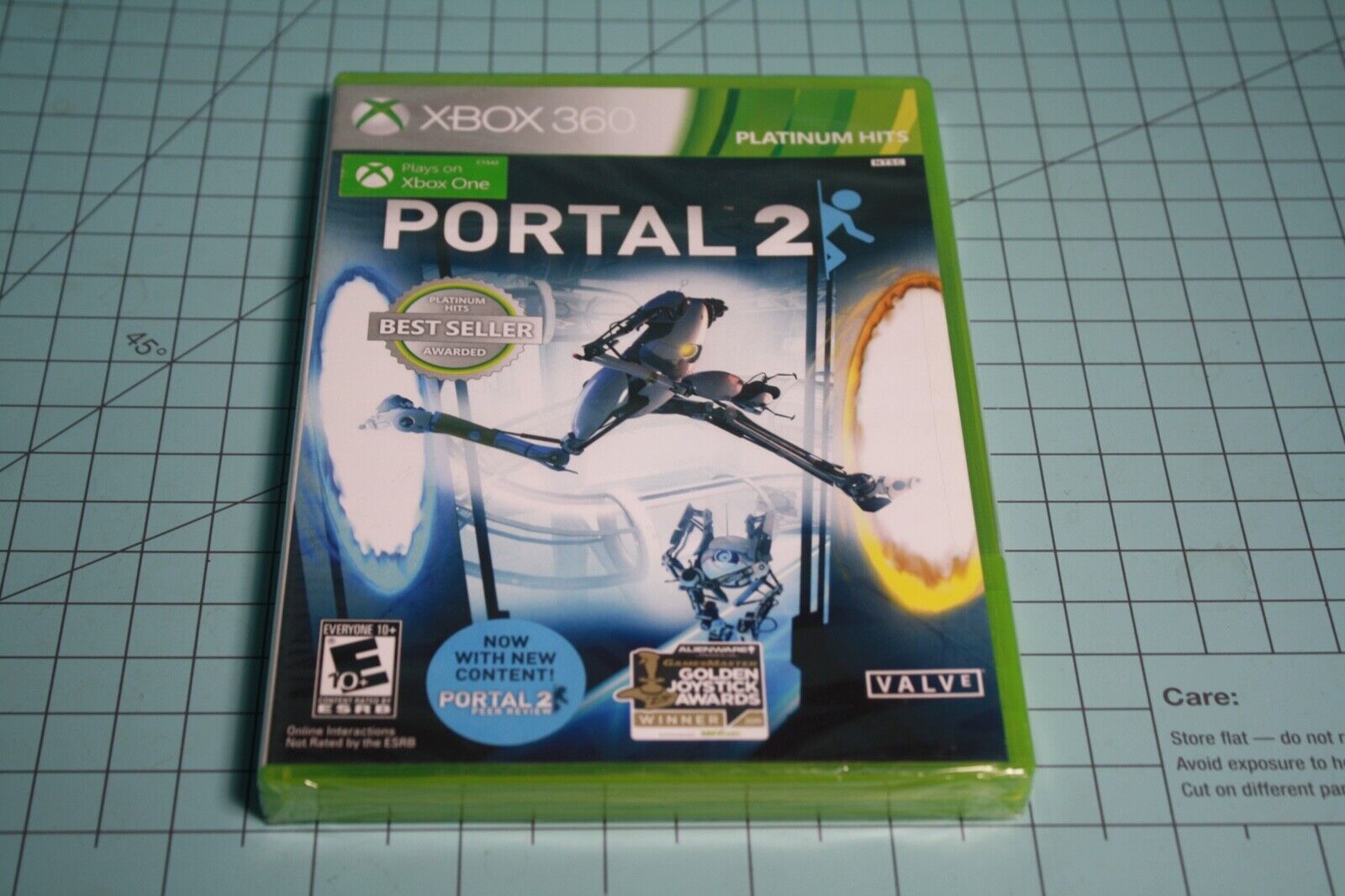 Portal 2 - Xbox 360 (SEMI-NOVO)