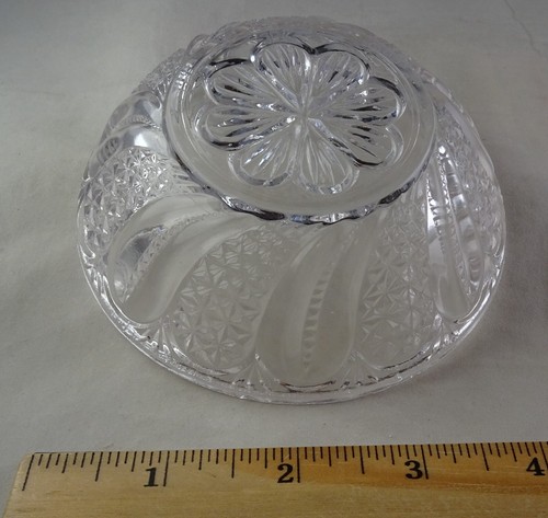 Ten McKee Doric Feather EAPG c.1890 Small Round Finger (?) Bowls - Picture 4 of 4