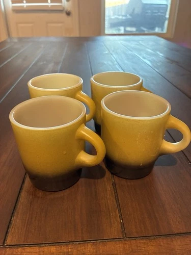 Set of 4 VTG Anchor Hocking Fire-King Stackable Mugs Yellow & Black ribbed base