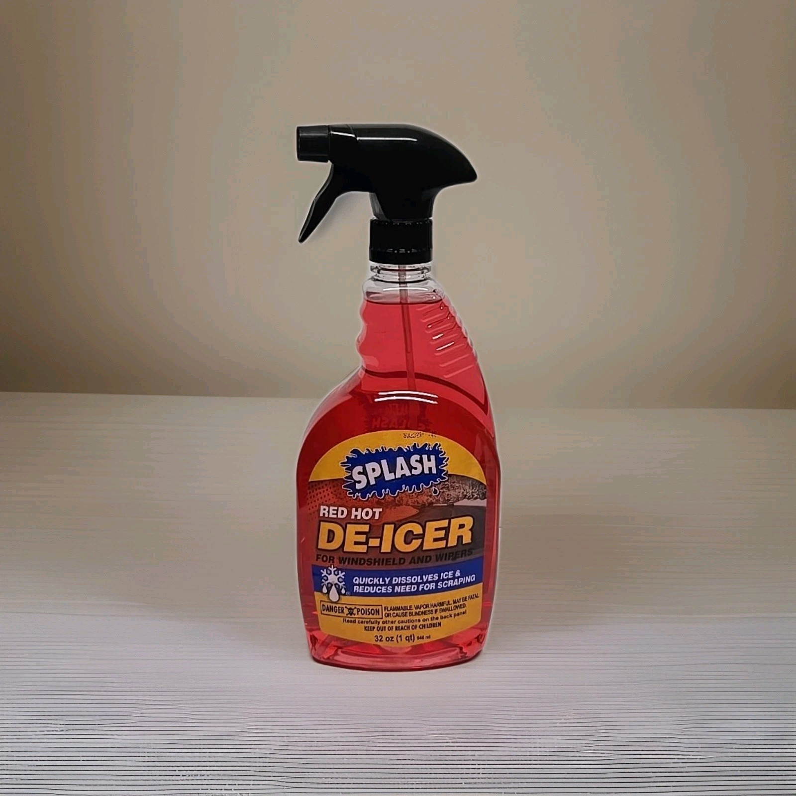 SPLASH Red Hot De-icer Windshield and Wipers Trigger Spray 32 Ounce Bottle New