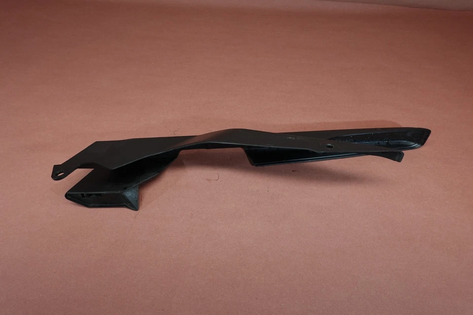 Cubierta protectora de cadena OEM Honda CBR500R CBR500 2013-2016 Foto 3 de 4