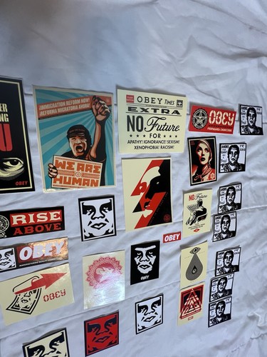 Large Vintage Shepard Fairey Obey Giant Sticker Lot Of 30 Dface Invader - Picture 4 of 7