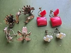 VTG Lot Of 4 Pairs Screw Back Earrings Costume Jewelry Gold Tone White Red