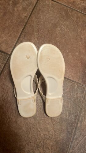 Badgley Mischka Bali Floral Thong Jelly Flip Flops Summer Sandals Ivory Size 8 - Picture 2 of 6