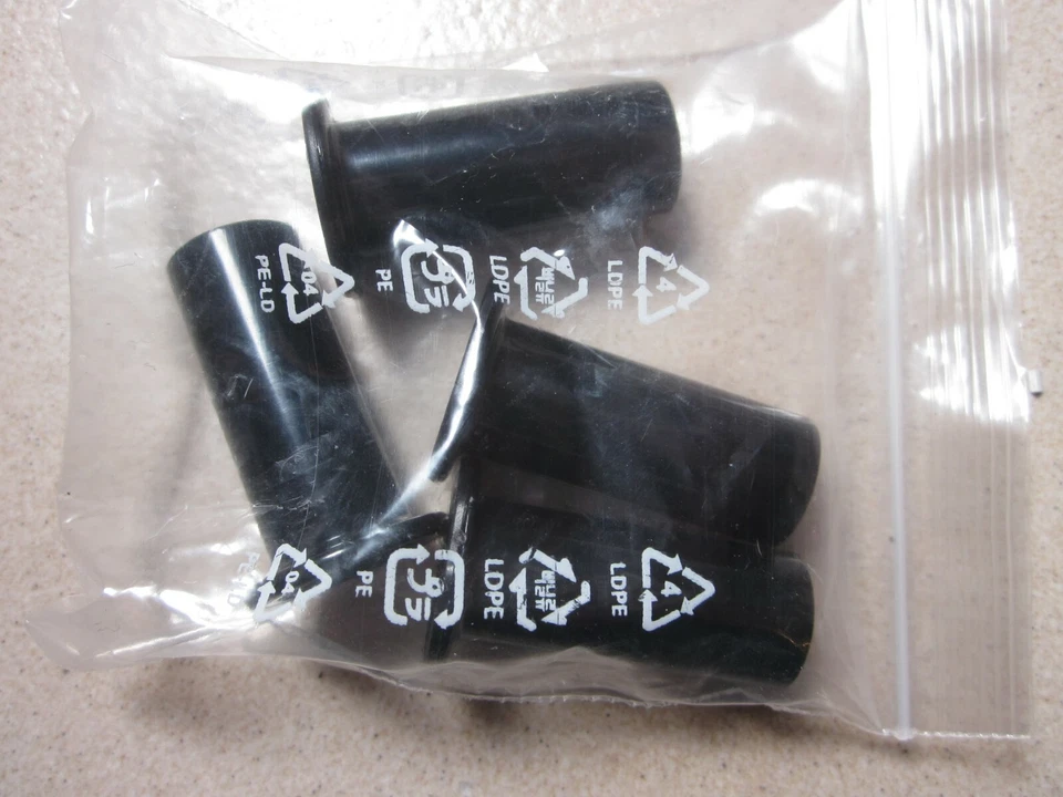 Kit adattatore / adattatore per montaggio a parete per molti TV Samsung KU / MU / NU / RU...