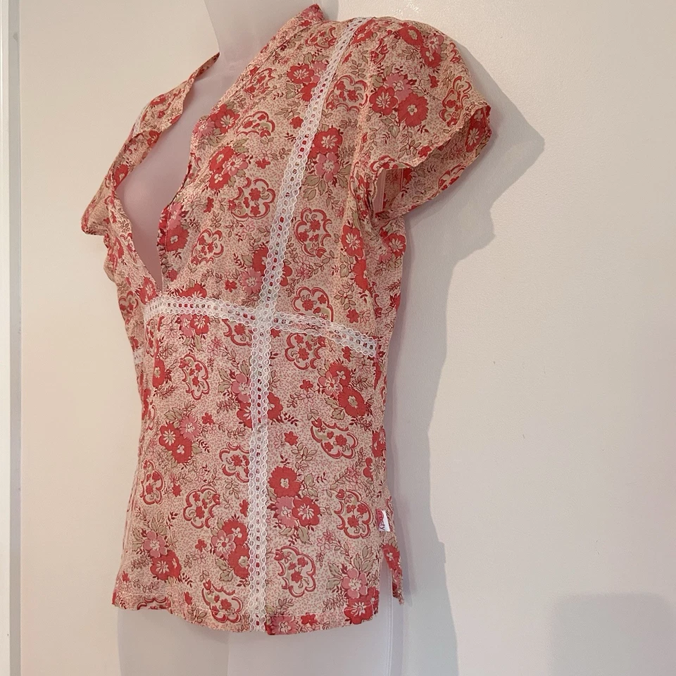 Blusa oxidada vintage talla M hecha en EE. UU. floral crochet algodón ribete coqueta Foto 3 de 4