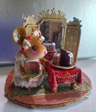 Wee Forest Folk THE ELEGANT HOSTESS M-423 Retired Original Box RED TABLECLOTH