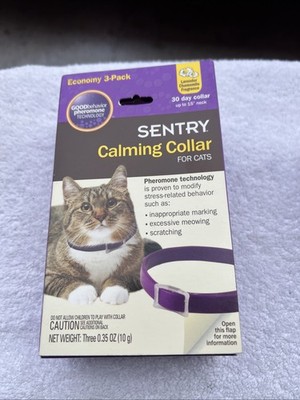 Sentry Calming Collar for Cats, Purple 30-Day Collars Fits Up To 15  Neck