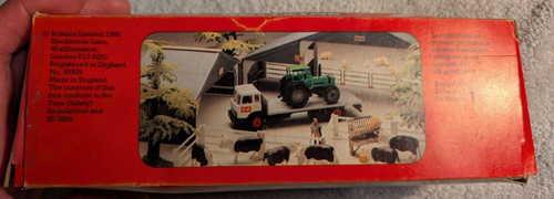 NEW Britains Farm Models Tractor & Mini Trailer 1:32 9431 - Picture 7 of 7