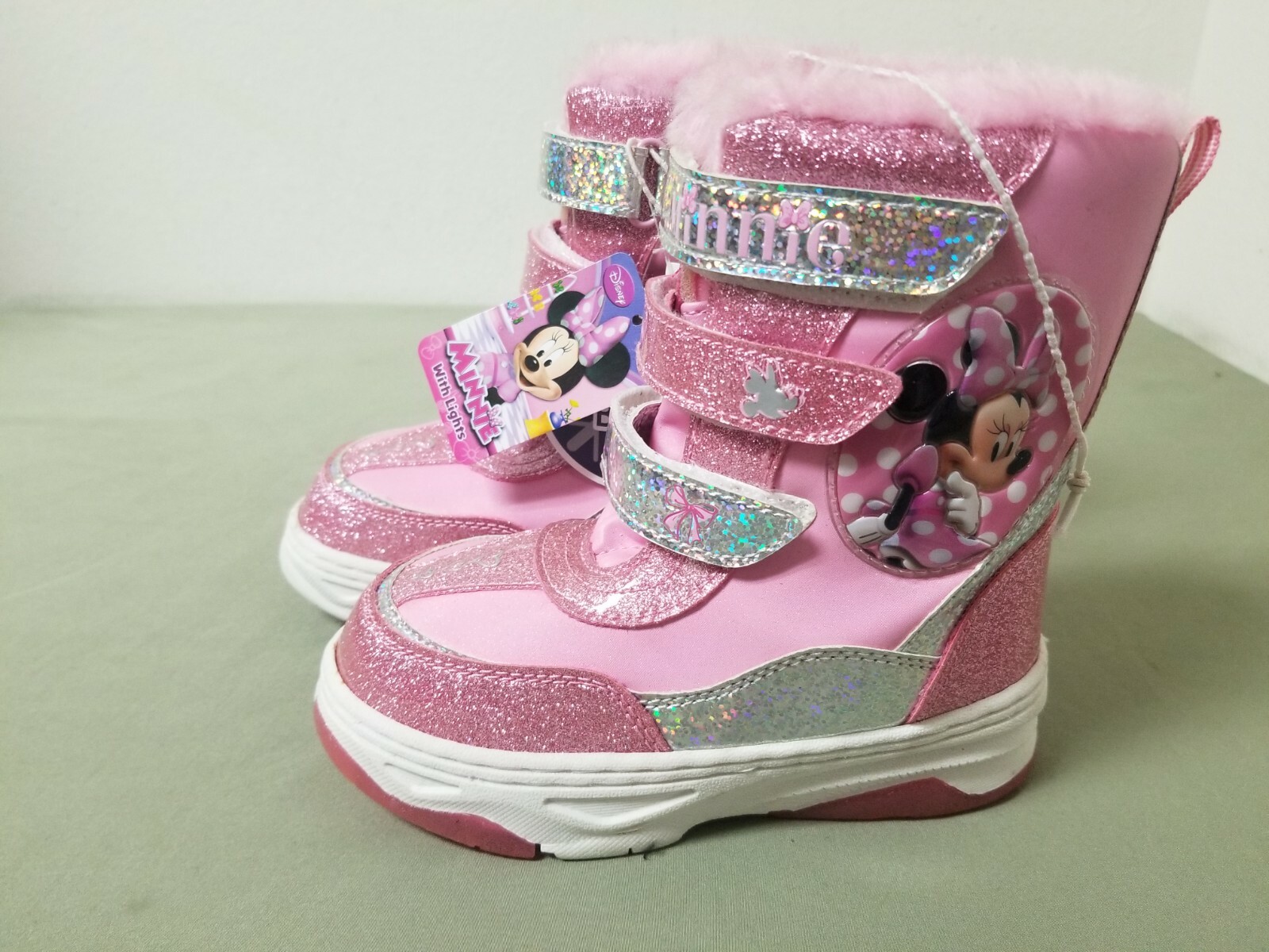 New Disney Minnie Girls Infant Glitter Strap light up Winter Boots