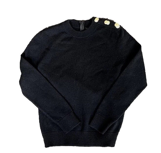 CHANEL BLACK CASHMERE PULLOVER SWEATER GOLD TONE LOGO PEARL