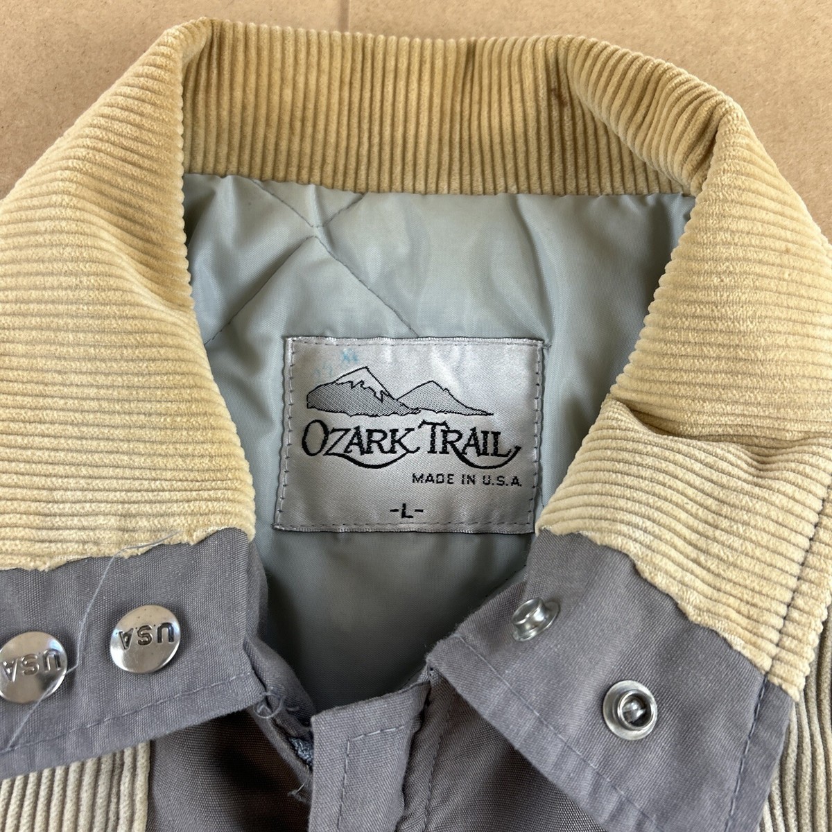 VINTAGE Ozark Trail Jacket Mens Large Gray Corduroy Chore VINTAGE Ozark Trail Jacket Mens Large Gray Corduroy Chore